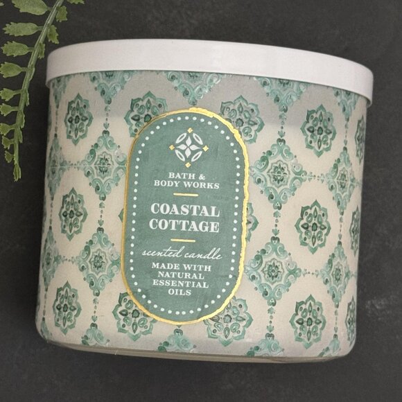 BBW Coastal Cottage Bath & Body Works 3 Wick Candle - Picture 5 of 10